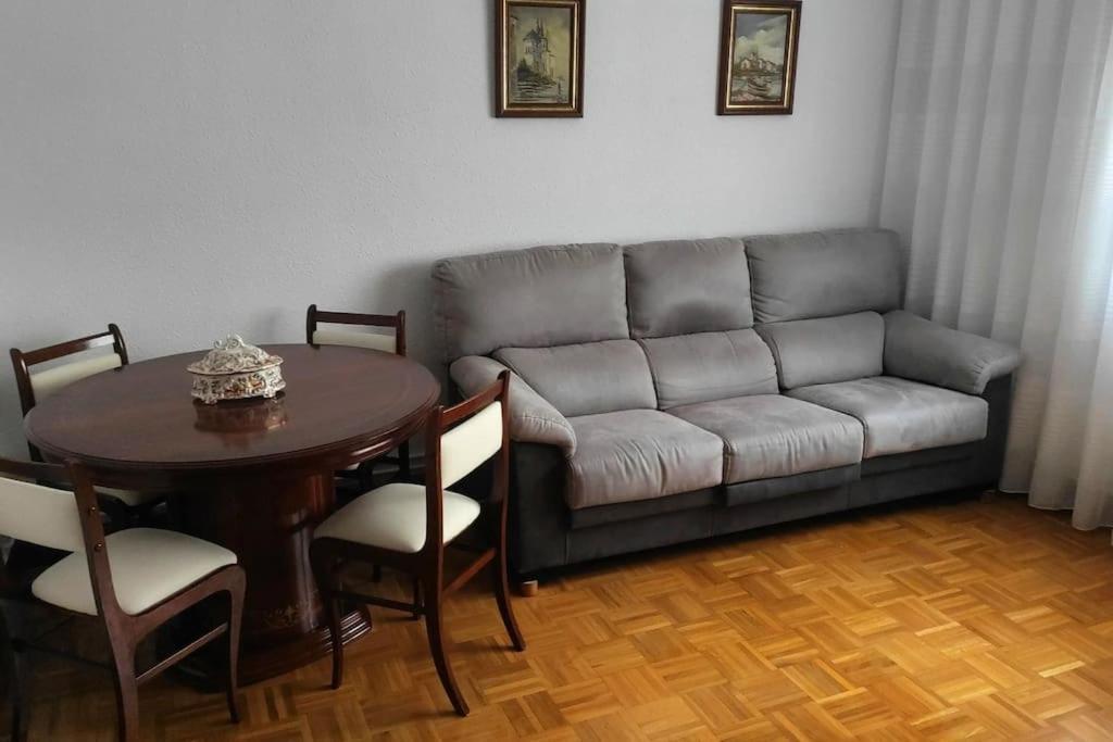Ohana Apartment Palencia Exterior photo